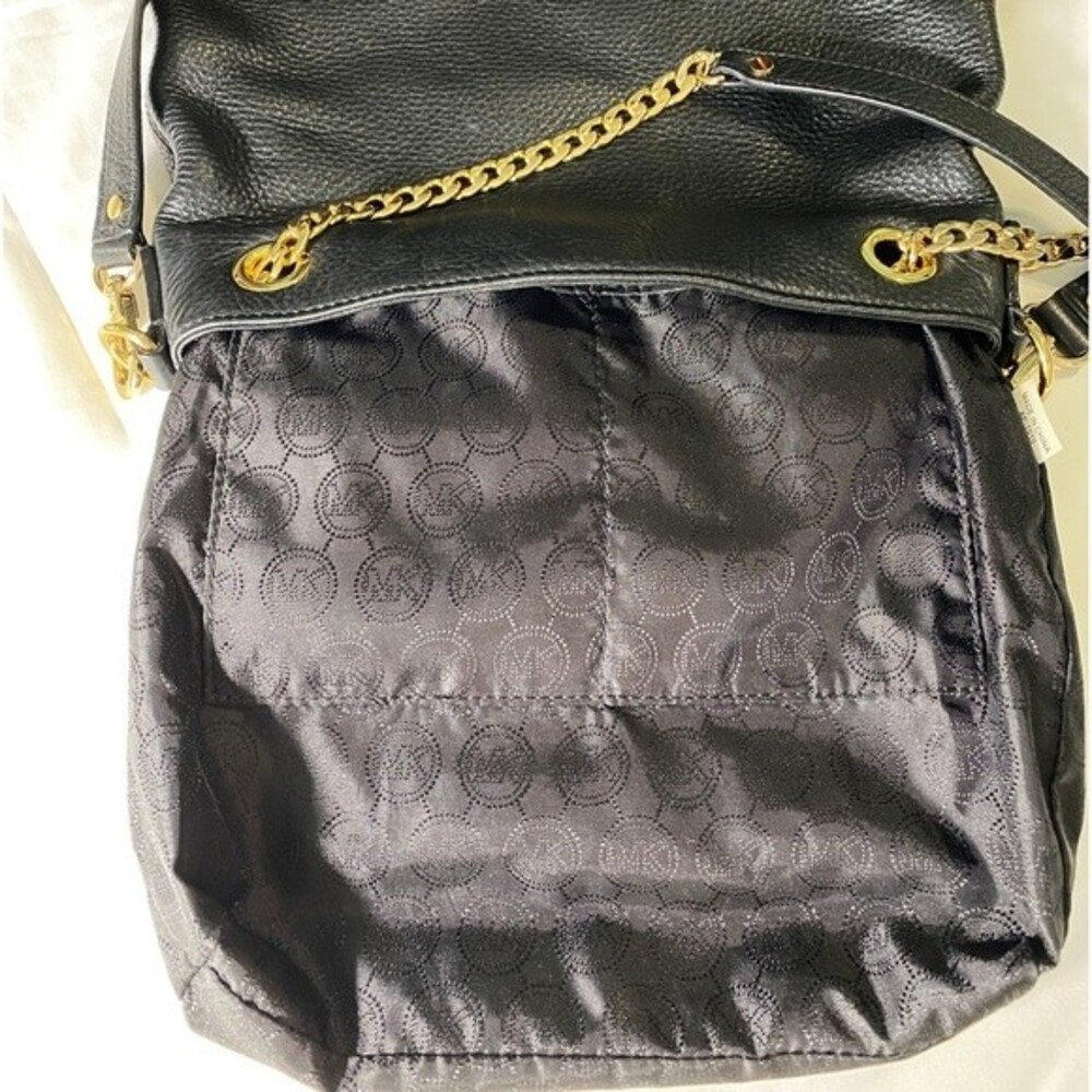 Michael Kors Pebbled Leather Black Crossbody Hobo Bag Purse EUC - Picture 5 of 10